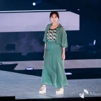 森香澄、大人な着こなし