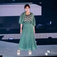 森香澄、大人な着こなし
