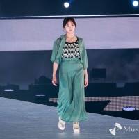 森香澄、大人な着こなし