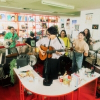 「tiny desk concerts JAPAN」のレギュラー放送開始