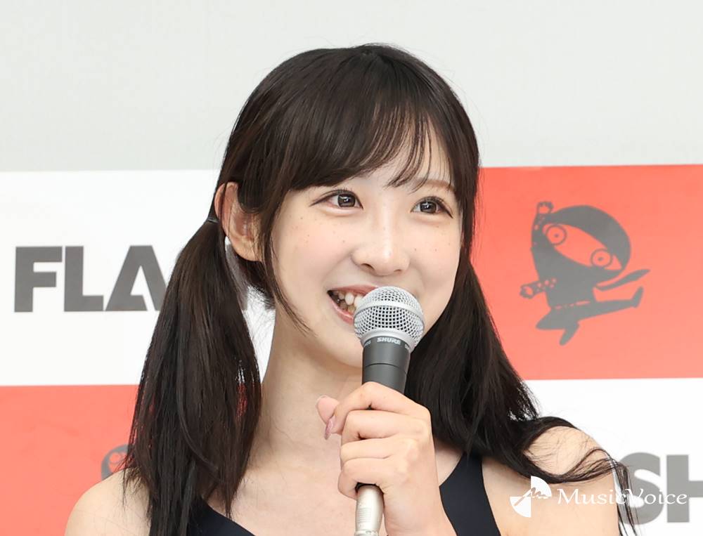 レースクイーン髙橋七瀬「おバカに見えるけど…」法学部３年生、ビキニ姿でフラフープ