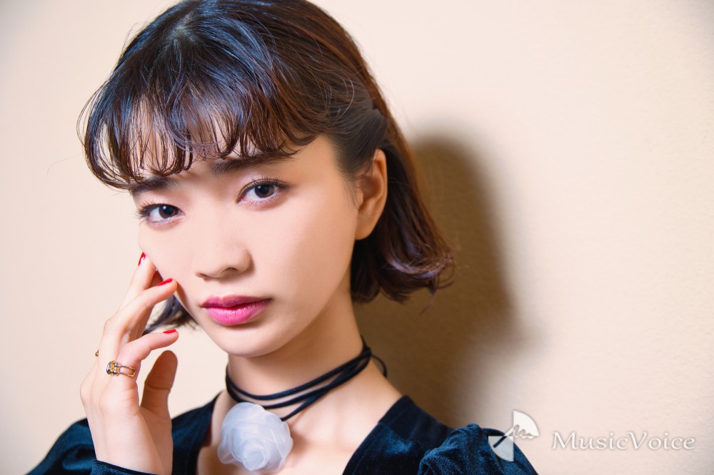 見上愛「毎テイク違う仕掛け方」撮影で刺激的だった亀梨和也の姿