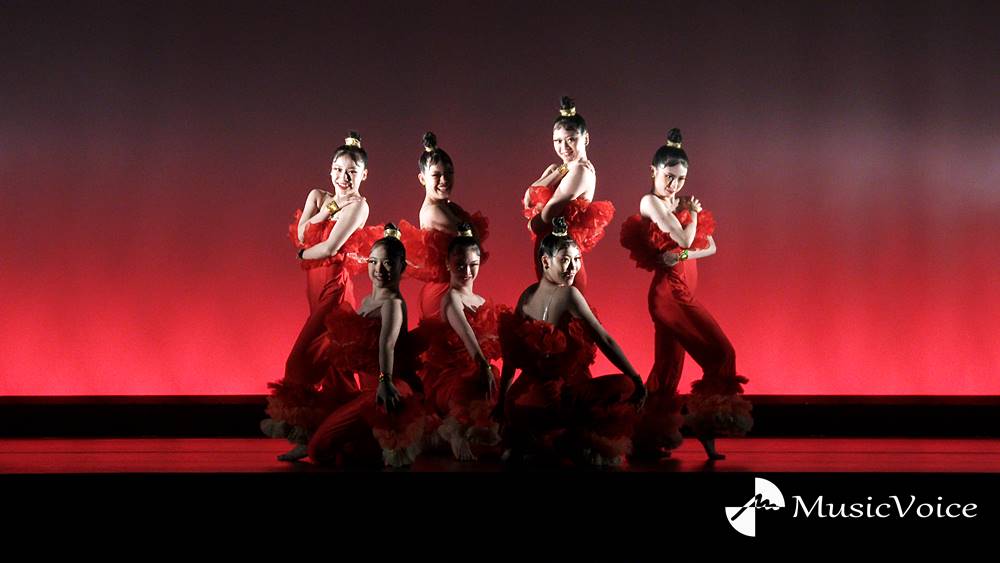 品川エトワール女子高「EDC family」、フレッシュにワックダンス披露