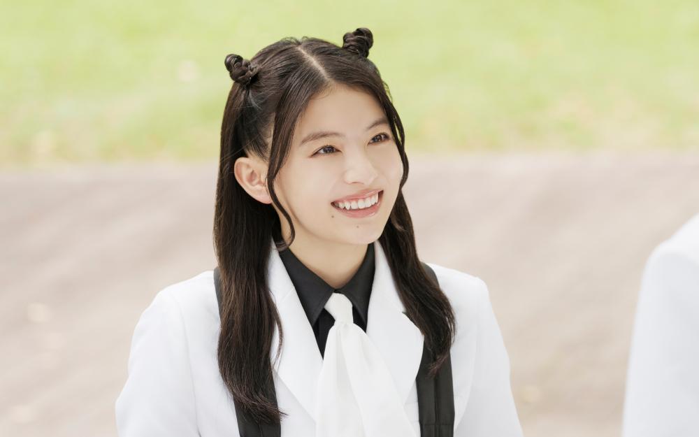 出口夏希、奥平大兼、髙橋ひかる、映画「赤羽骨子のボディガード」キャラクター写真公開