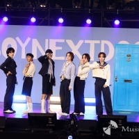 BOYNEXTDOOR、デビューショーケースを開催