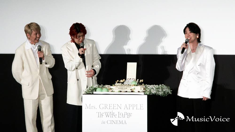 ミセス・大森元貴に誕生日サプライズ「地に足を着けて余裕のある大人に」