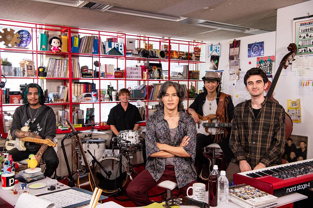 稲葉浩志「tiny desk concerts JAPAN」に登場　全世界へ向けて唯一無二のボーカルを届ける