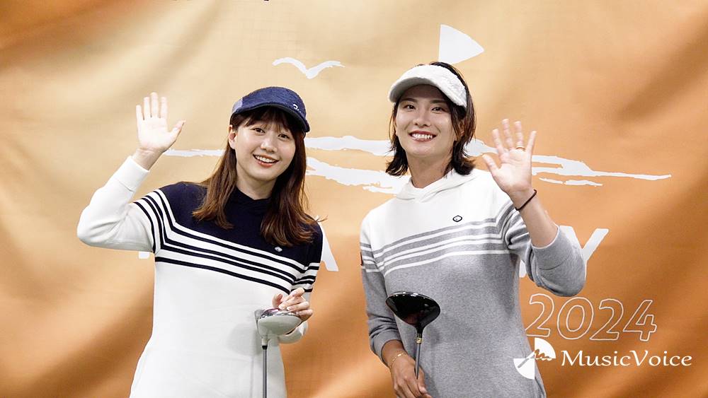 高田秋とプロゴルファーの高島早百合選手、新ゴルフウェアで女子トーク