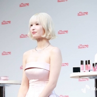 TWICE・MOMO「お人形」をイメージ