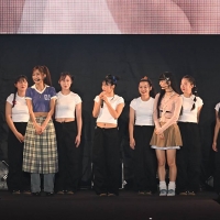 Girls2、折尾愛真高校ダンス部とコラボ