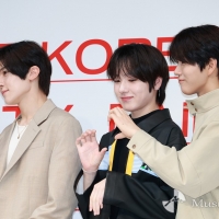 NCT WISH「くっつきショット」披露