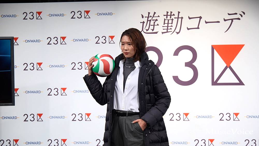 元バレーボール古賀紗理那さん、初ランウェイで美スタイル　司会者も「うっとり見ちゃいました」