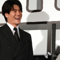SixTONES森本慎太郎、映画『正体』完成披露舞台挨拶