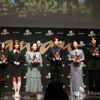 渡辺翔太(Snow Man) 『anan AWARD 2024』大賞を受賞