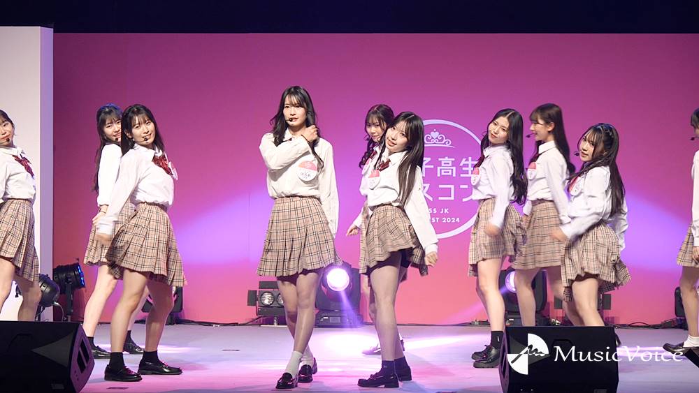 日本一かわいい女子高生を決める「女子高生ミスコン」制服姿でダンスパフォーマンス