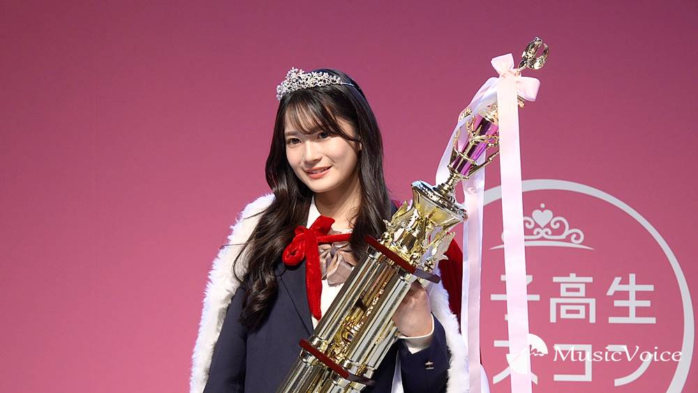 “日本一かわいい女子高生”に岡山出身・高２の「はるあ」さん、憧れは小松菜奈