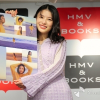 出口夏希、1stカレンダーのテーマは“等身大”「ラフな感じで撮影しました」