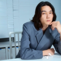 栁俊太郎