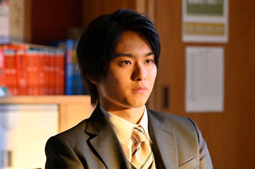 官僚教師・御上孝（松坂桃李）が反発する神崎（奥平大兼）に強く入れ込む御上の目的とは（ネタバレあり）
