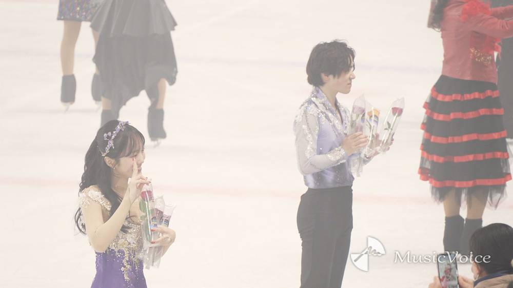 宇野昌磨＆本田真凜、リンクで揃ってファンサ　演技ではそれぞれ華麗に