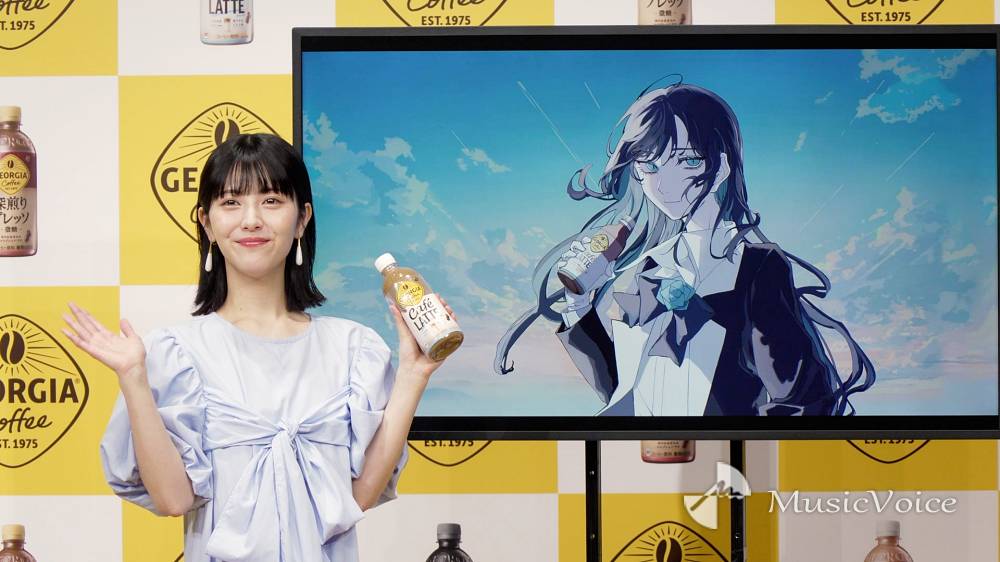 浜辺美波とAdo、実は友だち！「どんちゃん、かっちゃん」と呼び合う仲