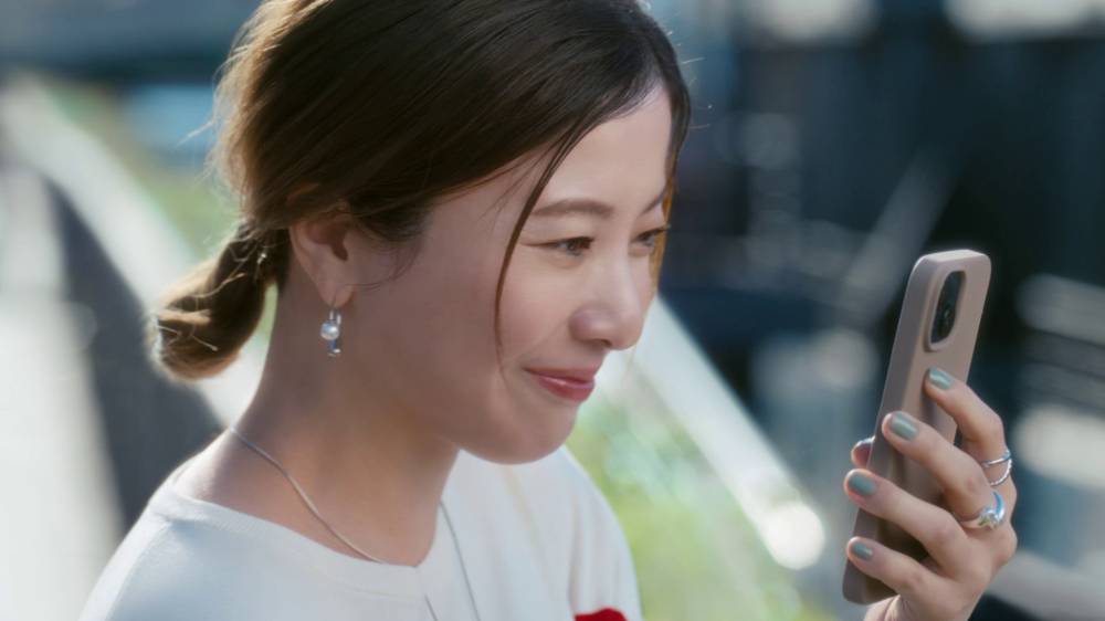 吉高由里子、新CMで宮沢氷魚とカップル役　夜デートのお誘いにドキドキ
