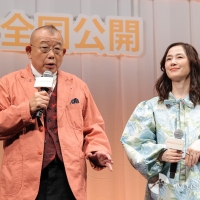 映画『35年目のラブレター』お披露目試写会
