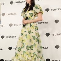 中条あやみ、フォトエッセイ『明日へのことば』刊行記念イベント