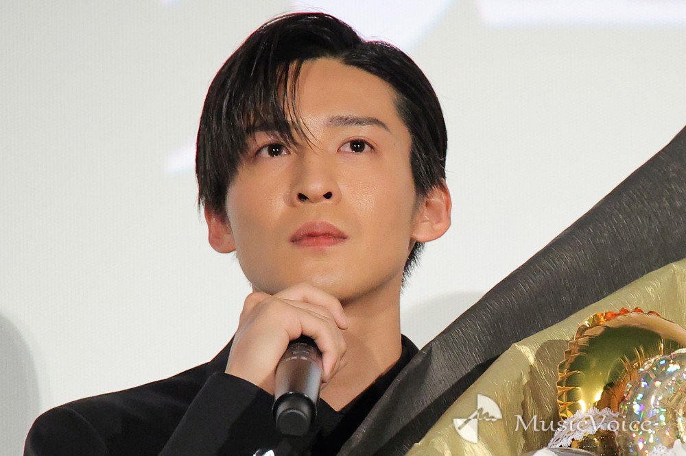 目黒蓮（Snow Man）、佐野勇斗からの手紙に目を潤ませる「いろいろ乗り越えてきたことを思い出した」