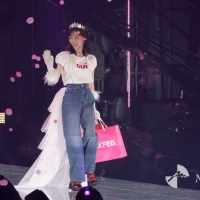 山下美月