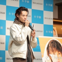 1st写真集『Lila』発売記念プレス取材会