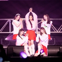 ILLIT「BEAT AX Vol.6」に出演　最新曲「Almond Chocolate」初披露
