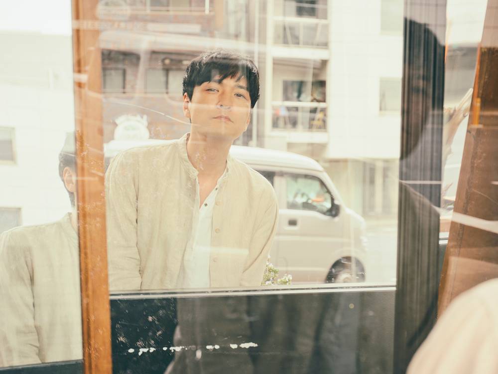 森山直太朗、異なる世界の舞台を工作する全国ツアー開催決定
