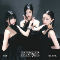IS:SUE、ダイヤモンドリング×ブラックスワン　魅惑的な3RD SINGLEジャケ写公開