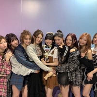 NiziU「LOVE LINE」が韓国の音楽番組で１位獲得