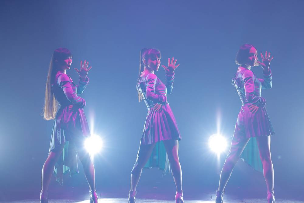 Perfume、ネビュラロマンス前篇ツアー最終日「変わらないで変わっていきます」