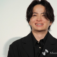 「朝5時半起きでも…」菊池風磨、夜中にサウナへ「めちゃめちゃ眠いです」