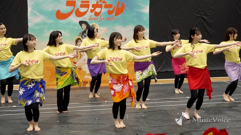 元日向坂46丹生明里、６年ぶり舞台でフラガール　公開稽古でフラダンス披露