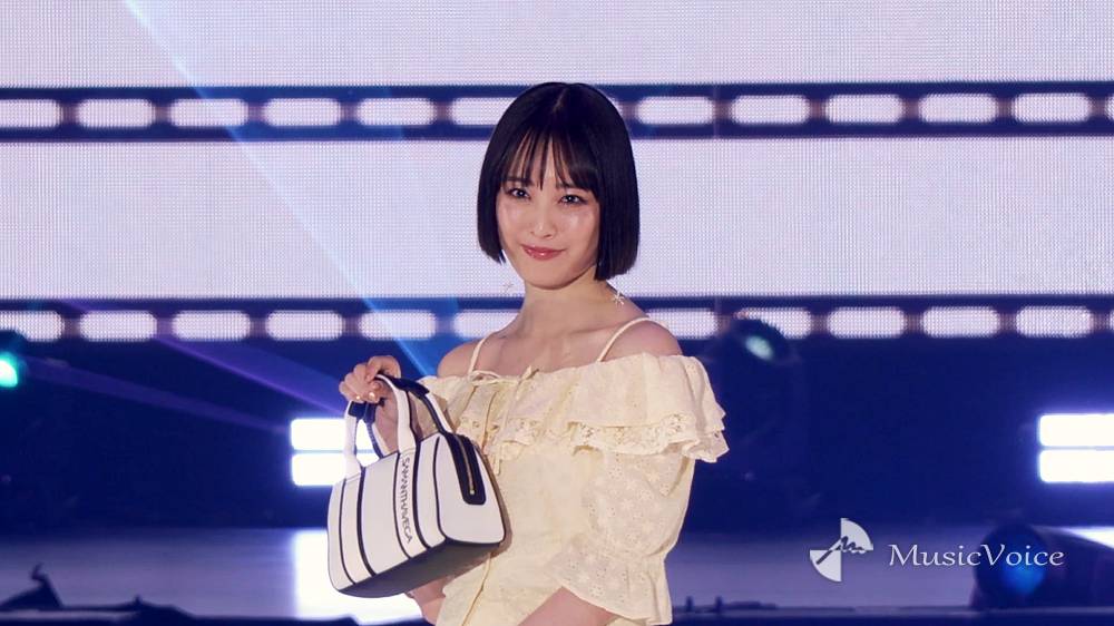大友花恋、髪バッサリ　イメチェン「髪の毛切りました」