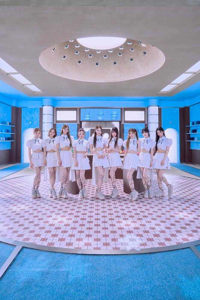 NiziU、ライブBlu-ray発売決定　「AWAKE」千秋楽を余すことなく収録