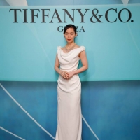 吉岡里帆、美デコルテ映える純白ドレス　最近輝いた瞬間は帰省時「完全にスターです」