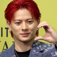 赤髪の平野紫耀、雲柄デニムコーデを上品に着こなし「日本らしさがあって可愛らしい」