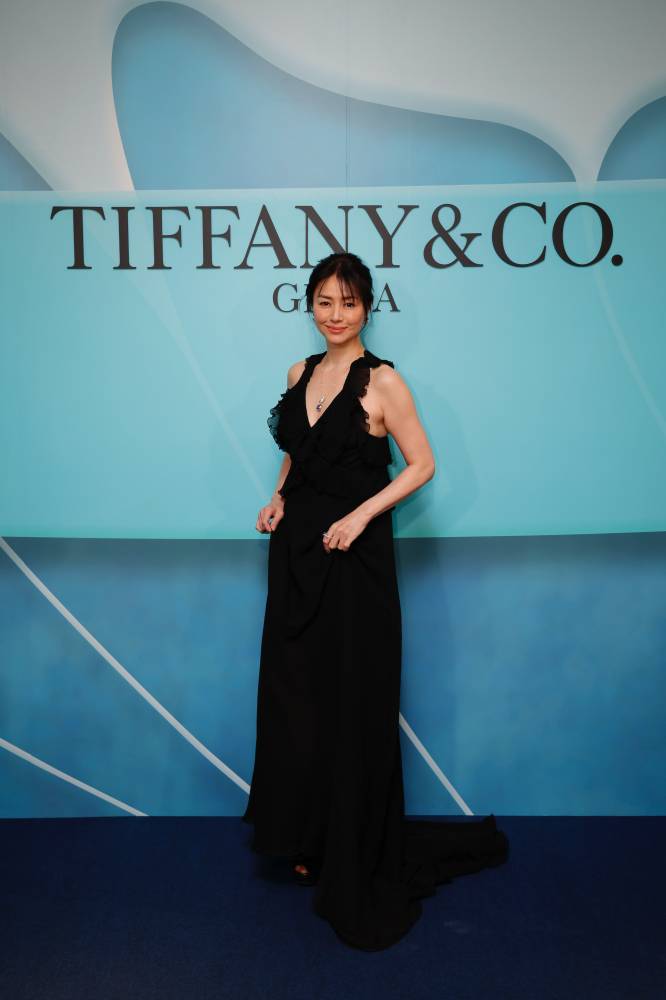 井川遥、胸元に輝くジュエリー　40代最後の誕生日迎え「幸せだなって」