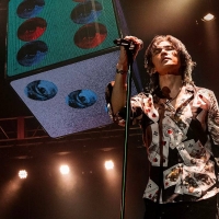 稲葉浩志、LIVE DVD＆Blu-ray　２作品リリース決定