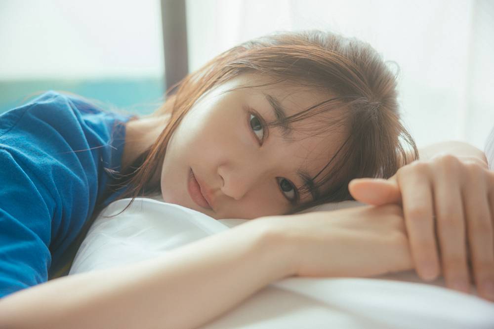 桜井日奈子、かわいさと大人っぽさを詰め込んだカレンダーブック発売決定