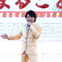 小山雄大、観光大使を務める思い出の地奥尻島で全10曲を熱唱
