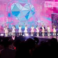 ＝LOVE ARENA TOUR 2025「～Timeless Tales～」の追加公演