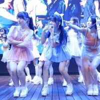 ロージークロニクル 2ndシングル『夏のイナズマ/ガオガオガオ』発売記念＜ミニライブ＆お見送り会＞