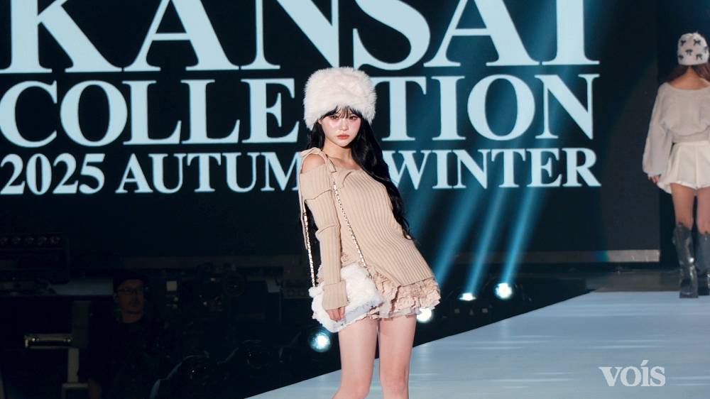 さくら、美脚映えミニスカ＆ワンショルトップス　可愛らしさとスタイルアップ叶える