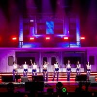 TWICE、世界的音楽フェス『Lollapalooza Chicago』にヘッドライナーとして出演